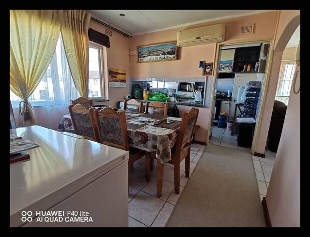 3 BEDROOM APARTMENT FOR SALE IN BRACKENHAM